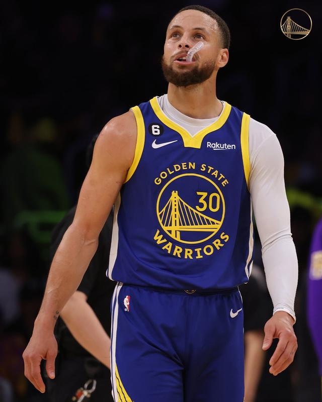 赛前双方球 赛前双方球