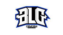 她不仅靠技 她不仅靠技